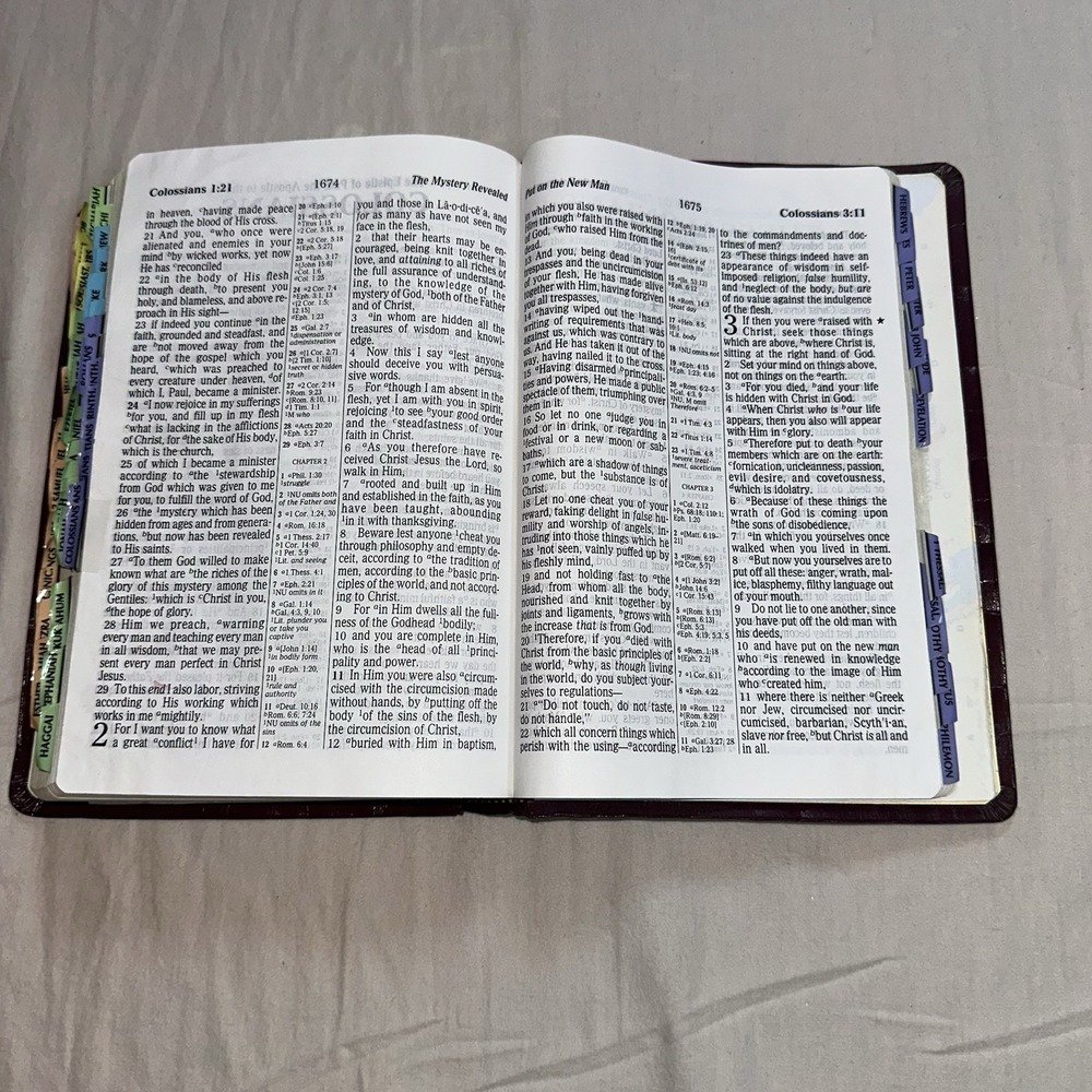 HOLY BIBLE NKJV Giant Print Center Column Reference Edition Nelson 993BG 1994 - Picture 10 of 13